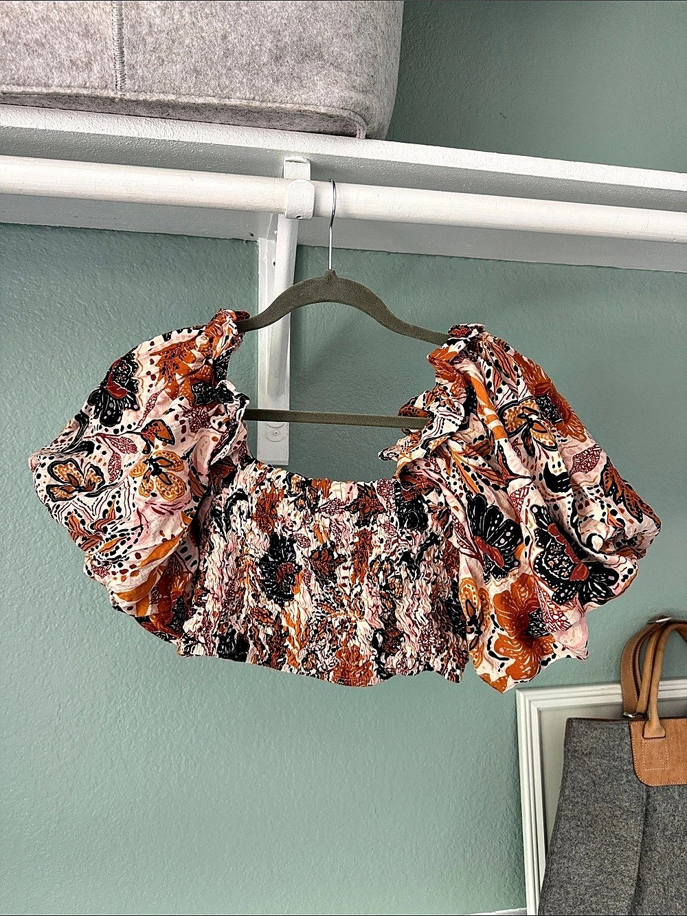 Lulus Paisley Puff Sleeve Crop Top in Orange & Pink Large